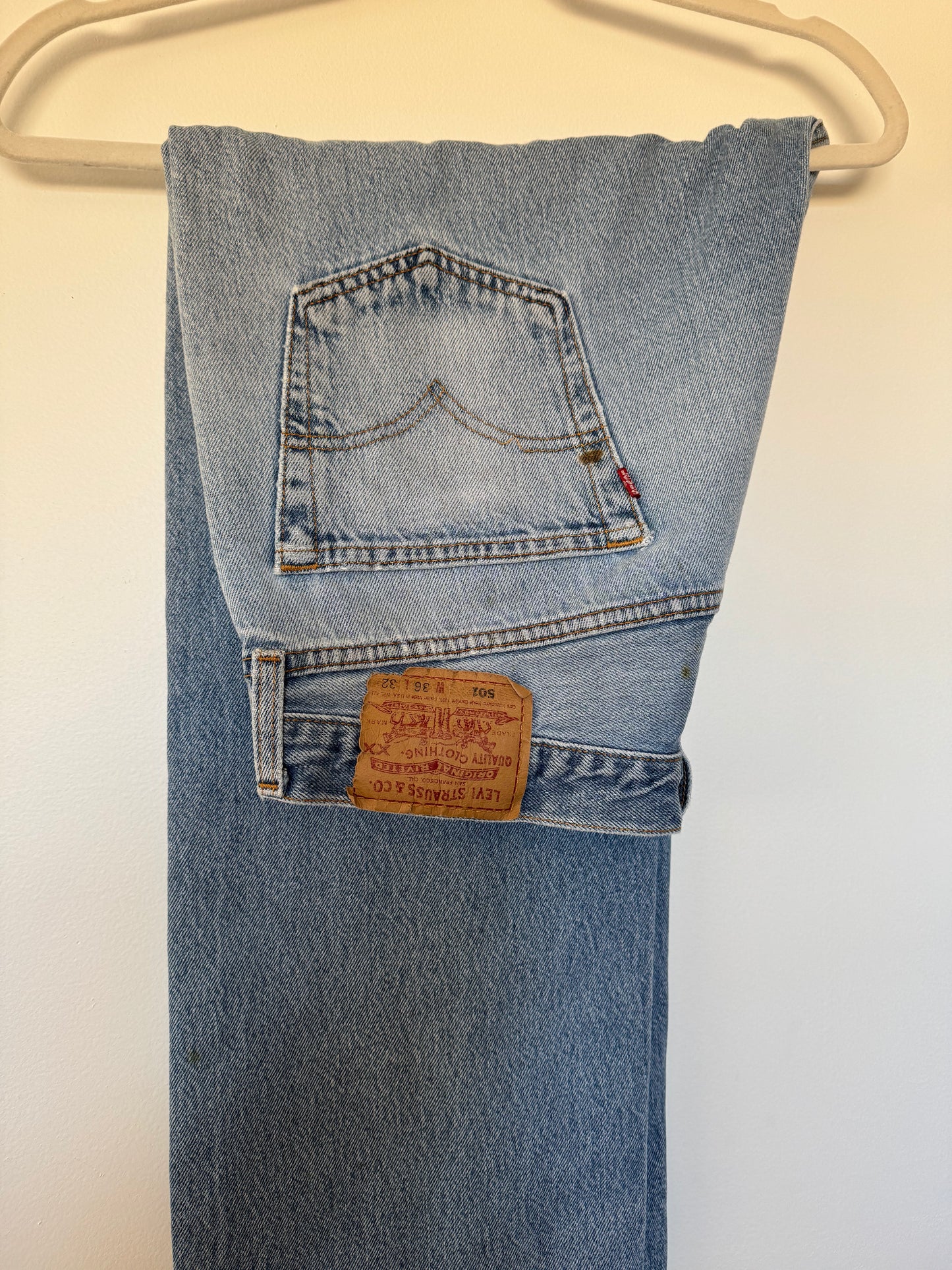 Vintage distressed Levi’s Sz 34/35