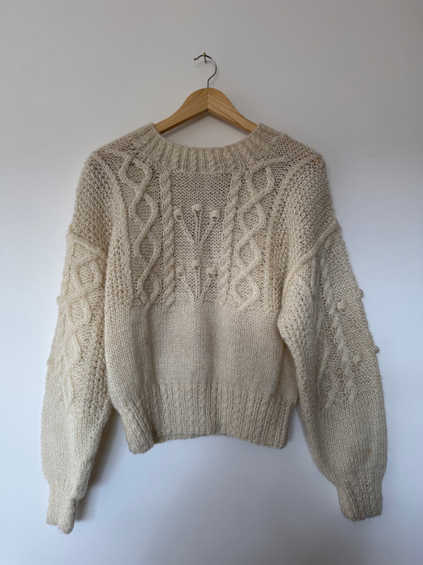 80s white popcorn knit Sz m