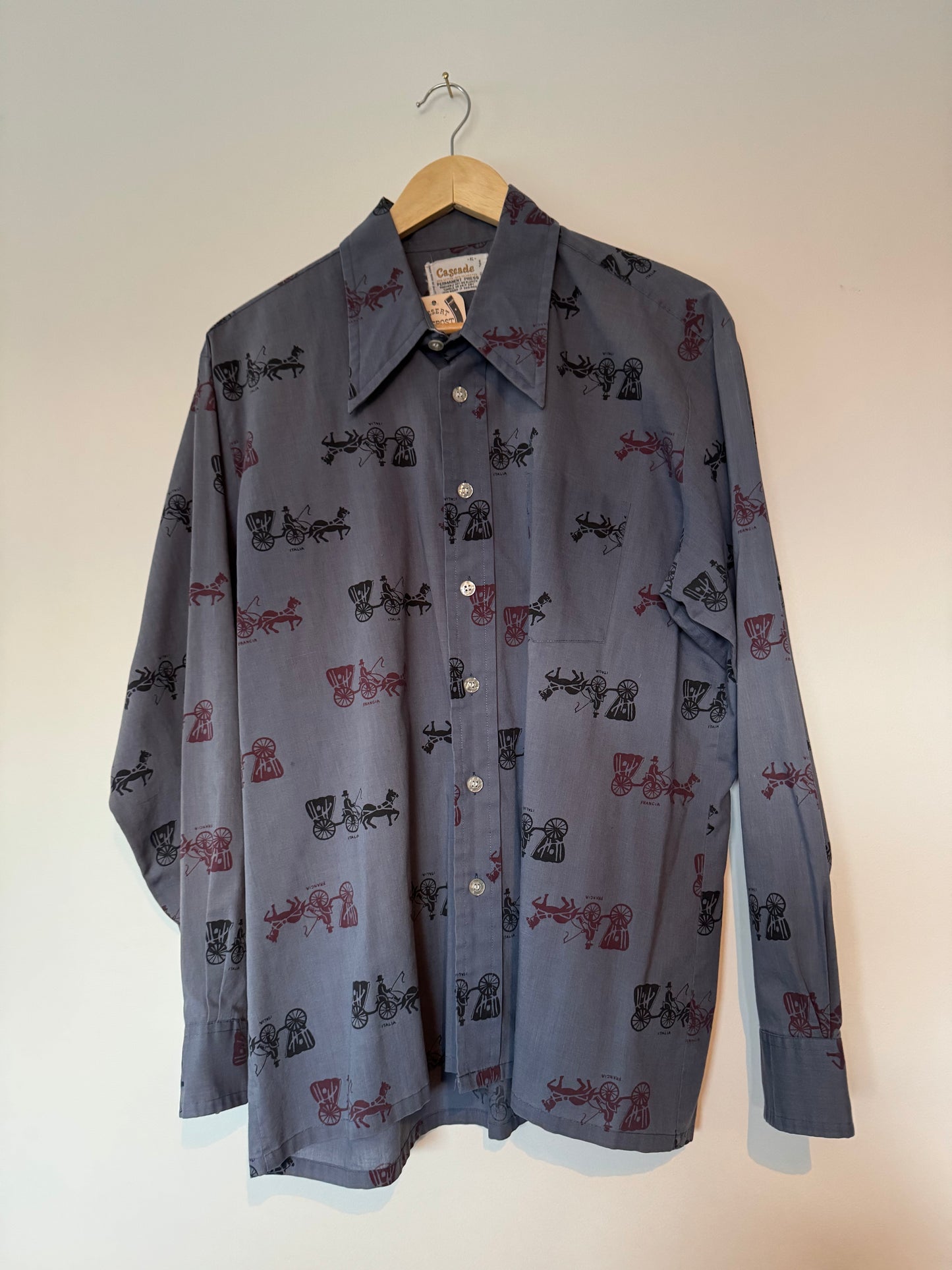 Vintage Wagon Wheel Button Up Sz L