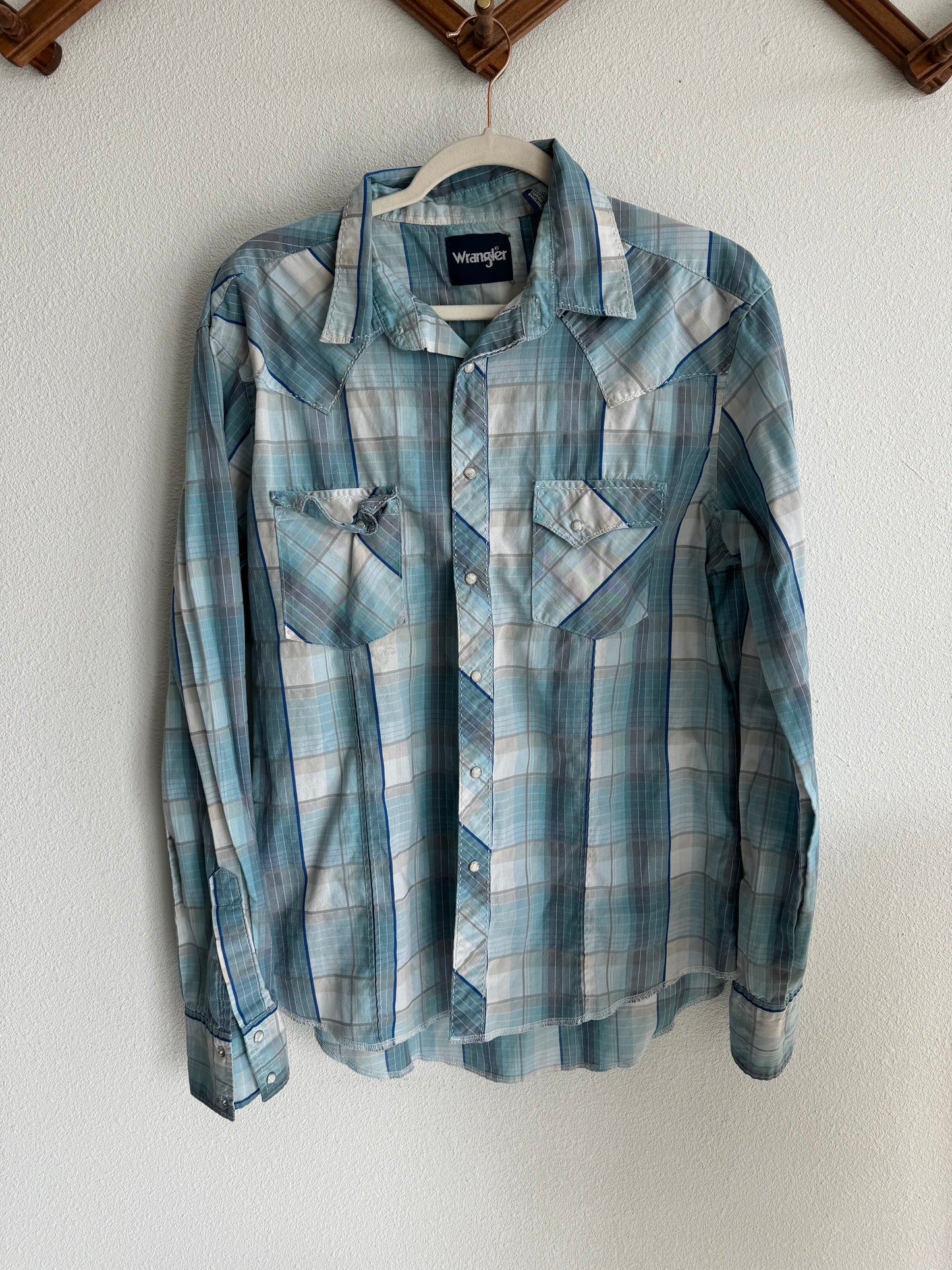 Wrangler Blue Pearlsnap Sz M / L