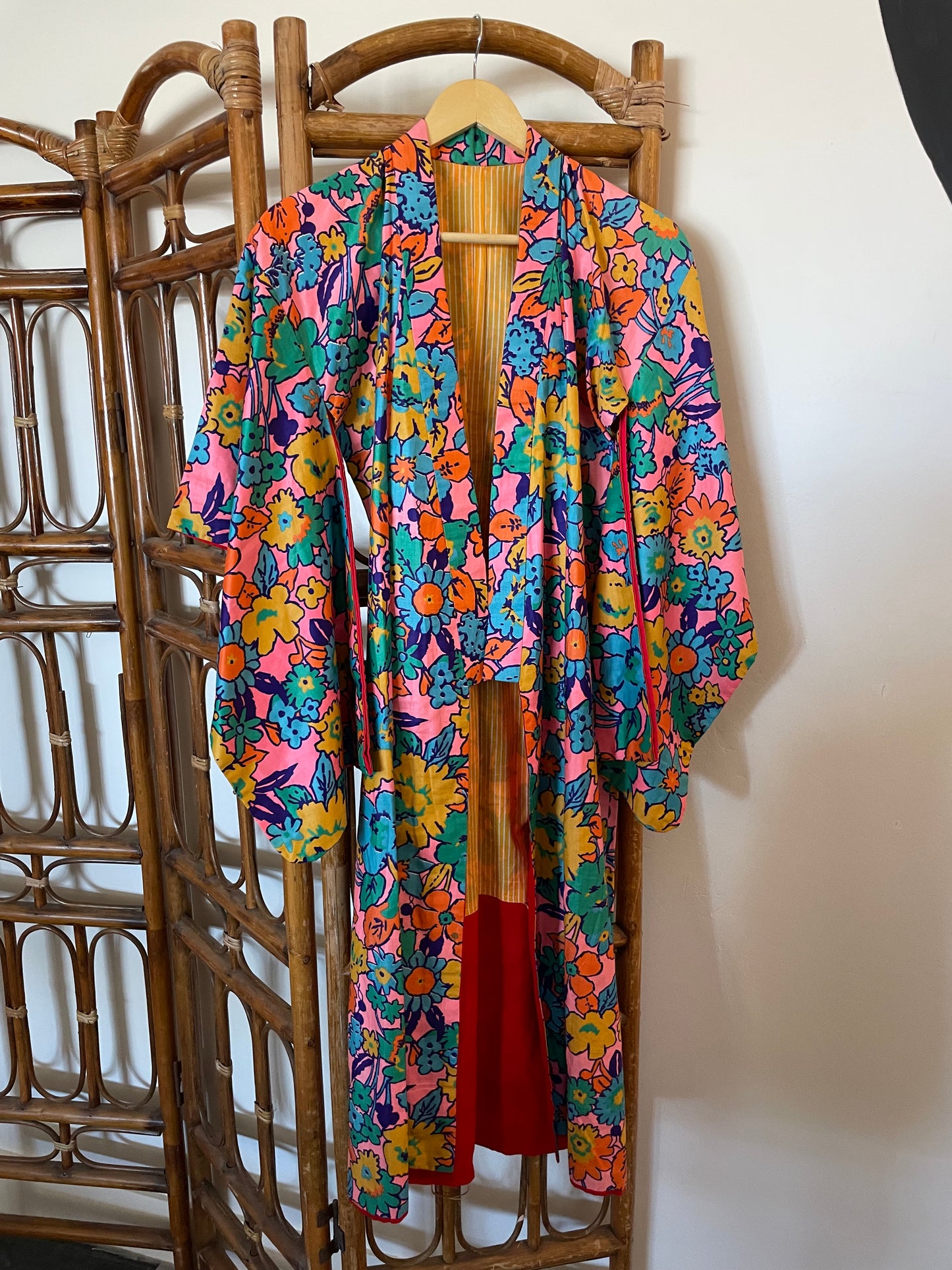 1970s INSANE Floral Kimono