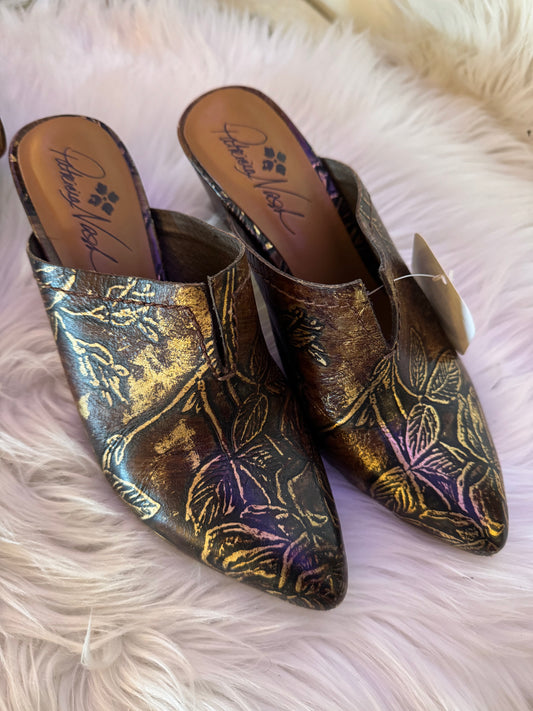 Leather Patricia Nash boot slide