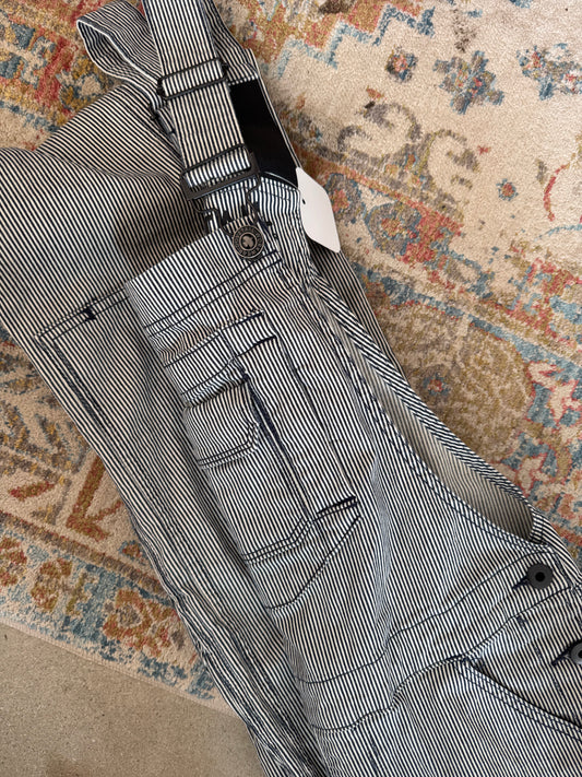 Dove overalls