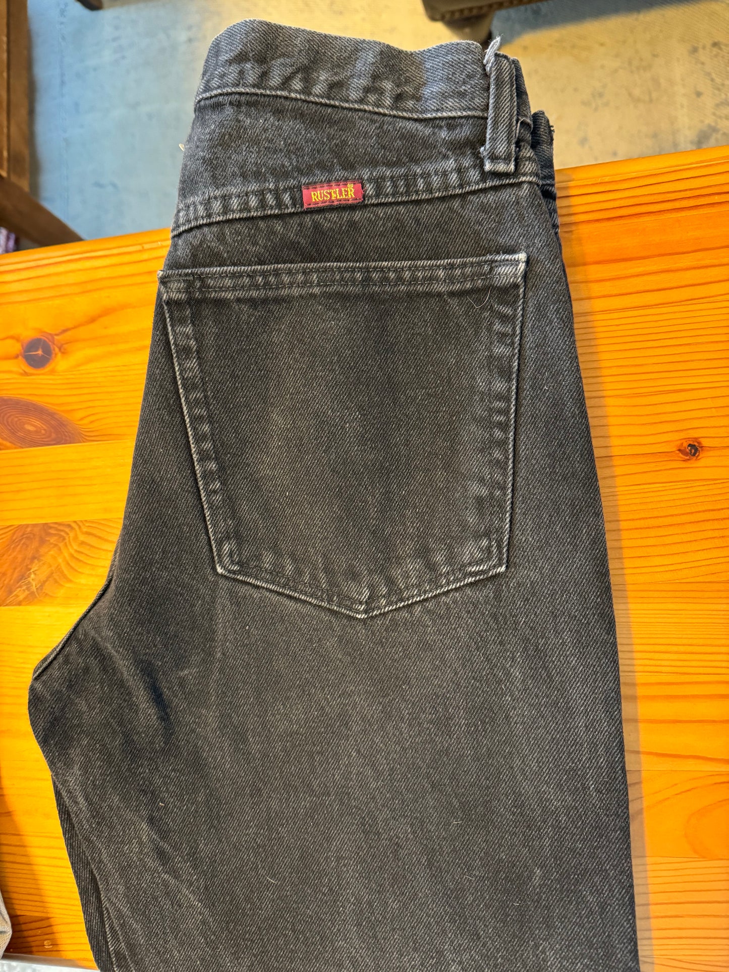 Vintage Black Rustler Sz 32